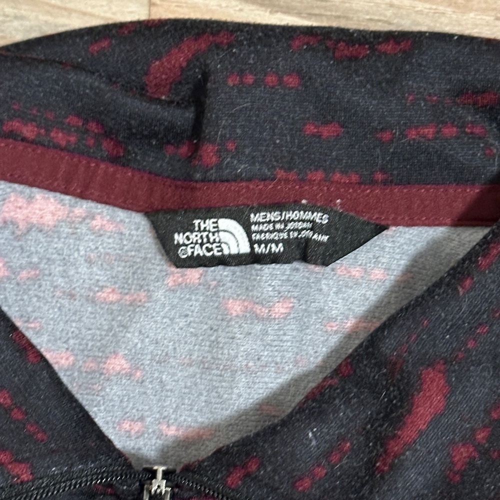 The North Face 1/4 Zip Pullover Mens M Red Black Feece Jacket Outdoors - Picture 2 of 7